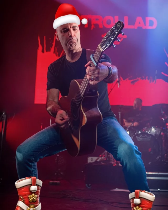 🤘Happy Ska-Chou Noël 🥳 et bon réveillon🔥
 #happybirthday #joyeuxnoel